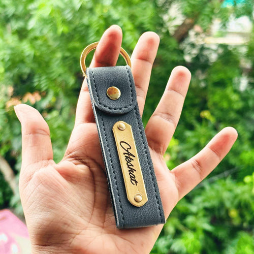 Leather Keychain (Dehli) Personalised with Name & Metal Charm - 1