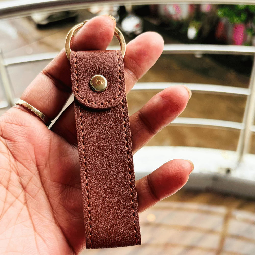 Leather Keychain (Dehli) Personalised with Name & Metal Charm - 1