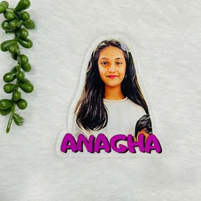 Product 31 round kids name hanging